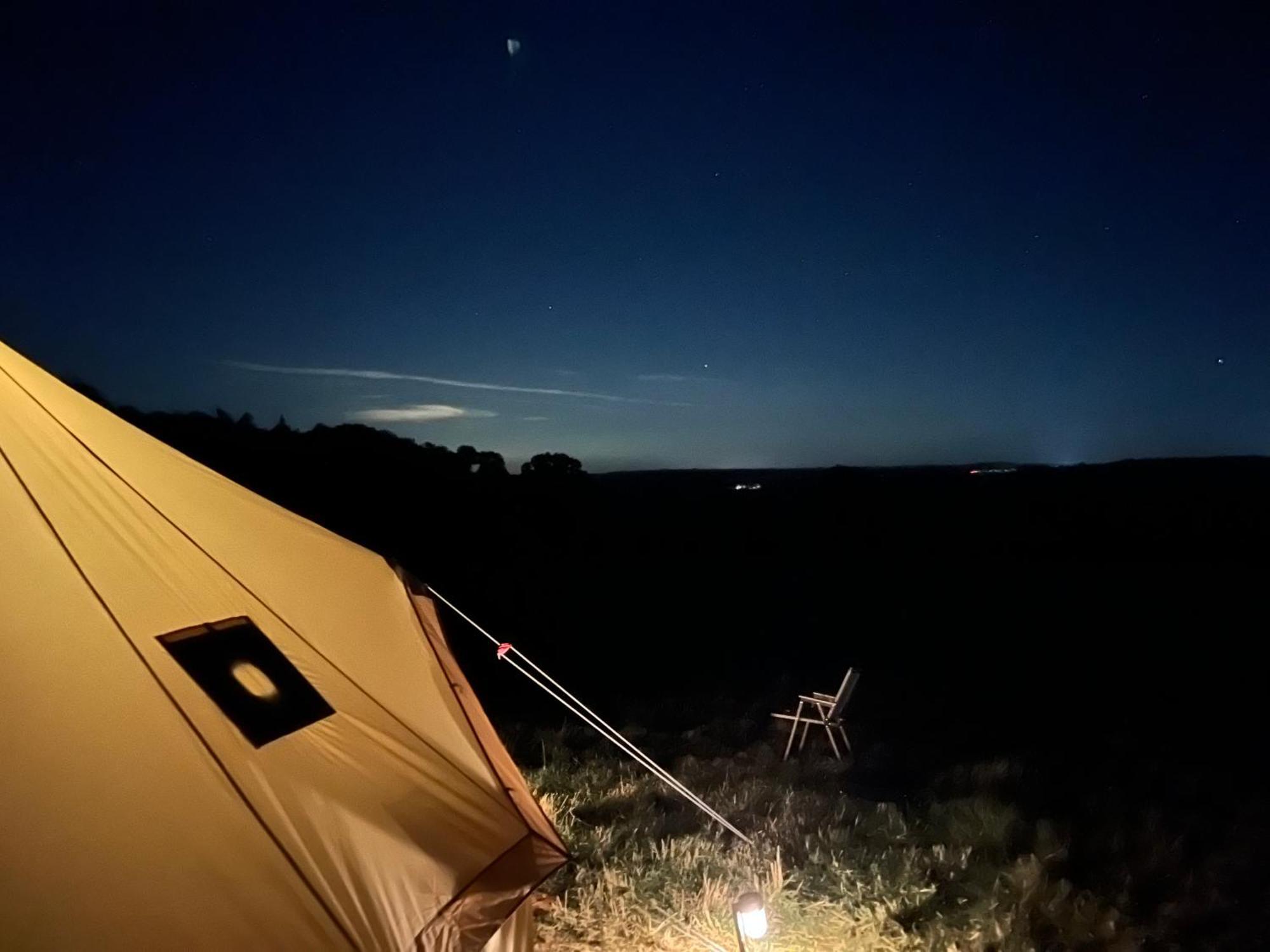 Bell Tent 4M Fossewold Farm Camping Moreton-in-Marsh Zewnętrze zdjęcie