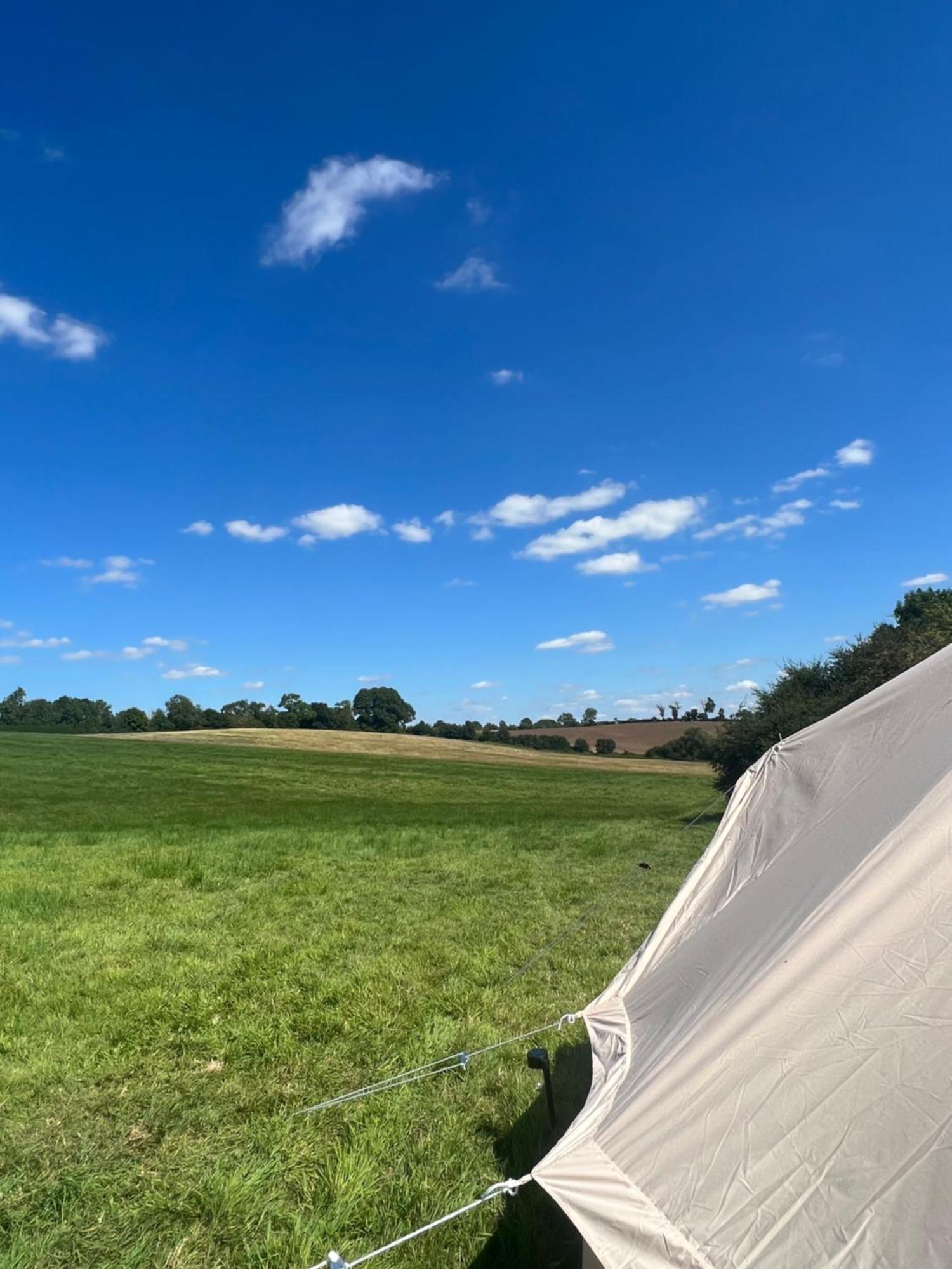 Bell Tent 4M Fossewold Farm Camping Moreton-in-Marsh Zewnętrze zdjęcie